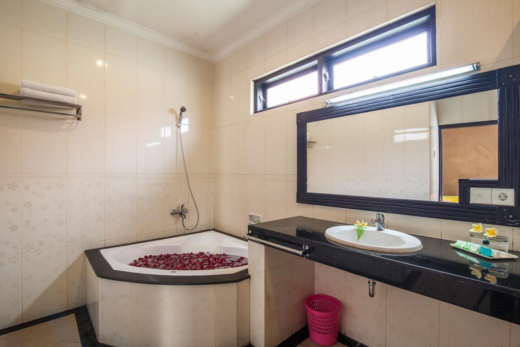 Puri Yuma Hotel Denpasar Eksteriør bilde