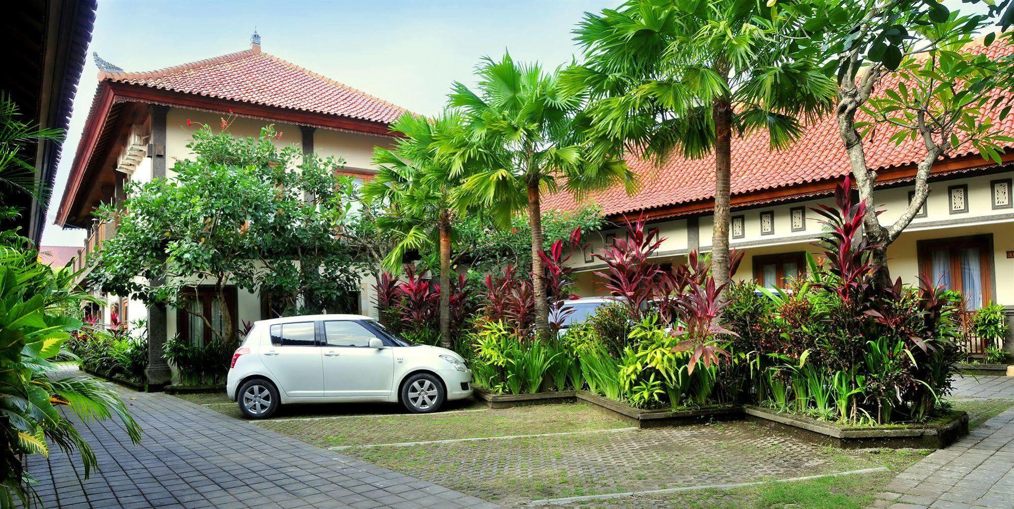 Puri Yuma Hotel Denpasar Eksteriør bilde